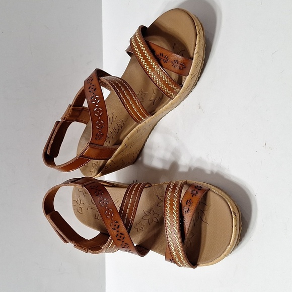 Sketchers NEW Brown Beverlee Strappy Faux Leather Cork Heel Wedge Sandals Size 9 - Picture 3 of 10